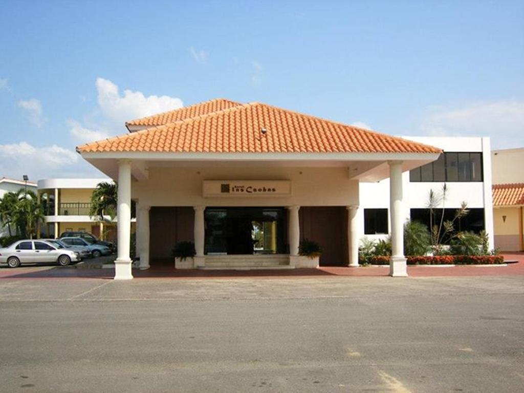 Hotel Las Caobas San Francisco de Macoris Exterior photo